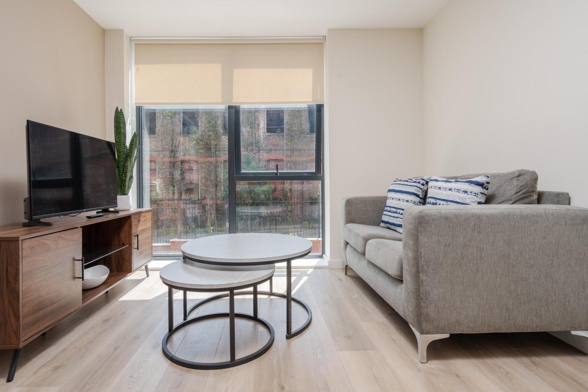 Liverpool City Apartment With Parking & Ev Exterior photo